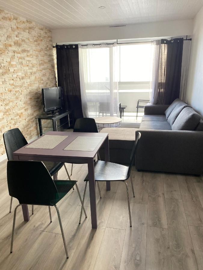 Sublime Appartement 2 Pieces A Deux Pas De La Plage Сент-Илер-де-Рье Экстерьер фото
